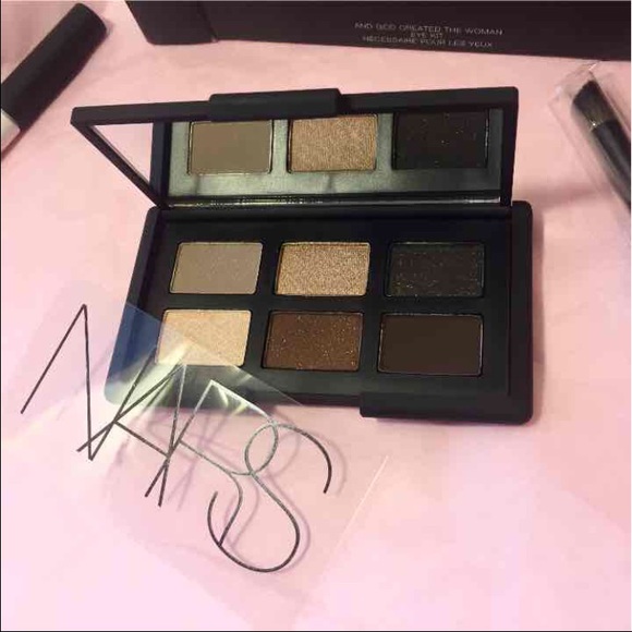 Nars And God Created the Woman Palette Set New in Box! - Picture 3 of 3